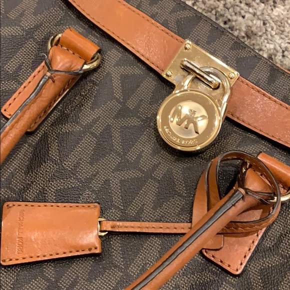 Michael Kors handbag - Picture 2 of 6